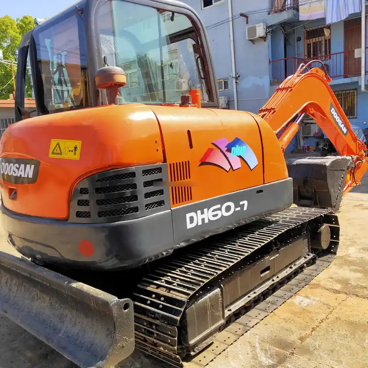 Used Doosan Machinery for Sale Mini excavator DH55-V DH60-7 for sale Fast Delivery Competitive Price Digger Hydraulic Excavator - Rupsgraafmachine: afbeelding 5 Used Doosan Machinery for Sale Mini excavator DH55-V DH60-7 for sale Fast Delivery Competitive Price Digger Hydraulic Excavator - Rupsgraafmachine: afbeelding 5