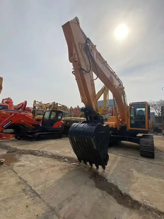 Used Hyundai 225 excavator second hand Korea Hyundai excavator Excavadoras de segunda mano - Graafmachine: afbeelding 4 Used Hyundai 225 excavator second hand Korea Hyundai excavator Excavadoras de segunda mano - Graafmachine: afbeelding 4