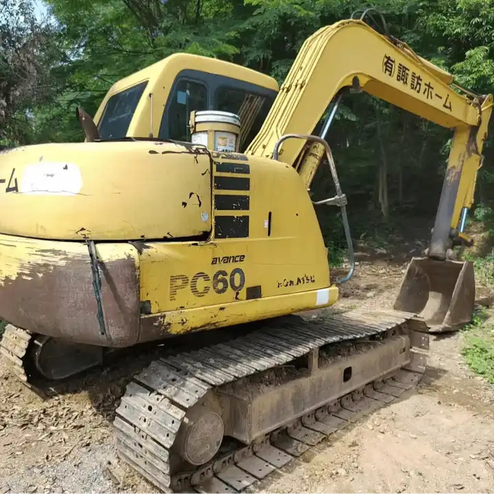 Used Japan Original Secondhand Komatsu PC56-7 PC60-8 PC70-8 Mini Digger Crawler Excavator - Graafmachine: afbeelding 1 Used Japan Original Secondhand Komatsu PC56-7 PC60-8 PC70-8 Mini Digger Crawler Excavator - Graafmachine: afbeelding 1