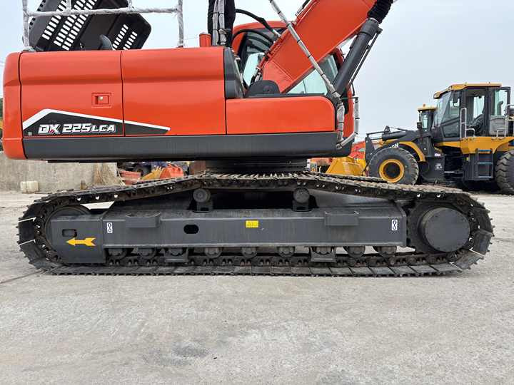 Used Original KoreaN Doosan DX225lca Excavator Doosan Excavators Engineering Machinery Doosan 22ton USED Excavadoras - Rupsgraafmachine: afbeelding 5 Used Original KoreaN Doosan DX225lca Excavator Doosan Excavators Engineering Machinery Doosan 22ton USED Excavadoras - Rupsgraafmachine: afbeelding 5