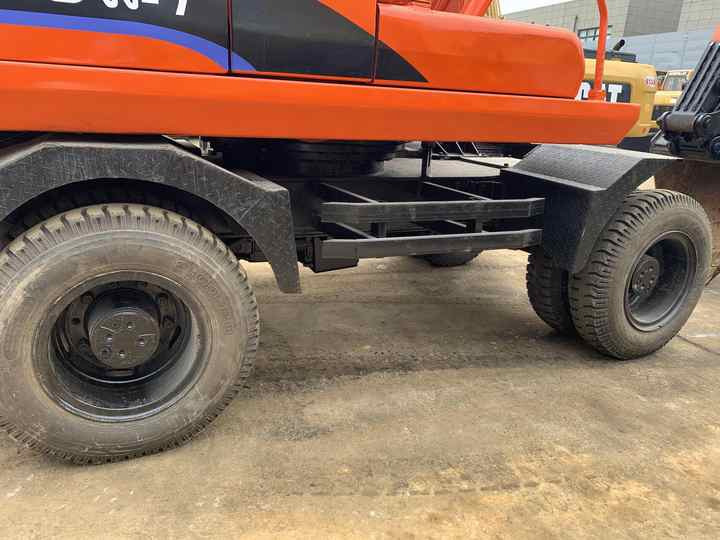 Used excavator doosan dh150 excavators machinery doosan dx60 dx80 dx75 dx225 Good Condition Low price - Rupsgraafmachine: afbeelding 3 Used excavator doosan dh150 excavators machinery doosan dx60 dx80 dx75 dx225 Good Condition Low price - Rupsgraafmachine: afbeelding 3