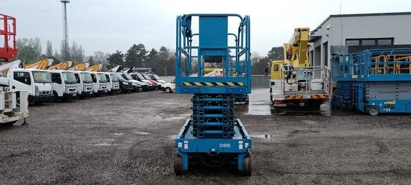 Genie GS4047 - 13,7m - electric - Schaarlift: afbeelding 3 Genie GS4047 - 13,7m - electric - Schaarlift: afbeelding 3