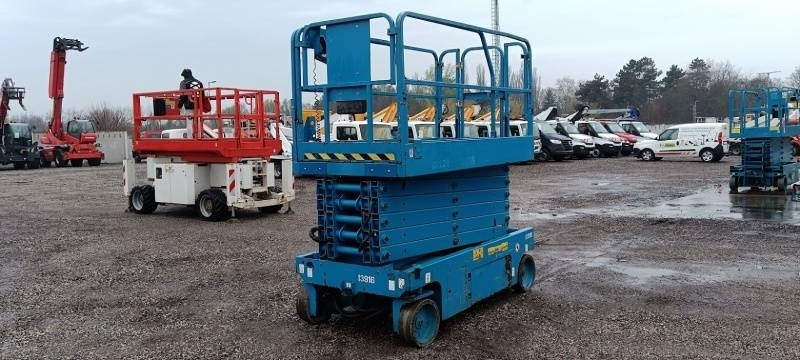 Genie GS4047 - 13,7m - electric - Schaarlift: afbeelding 2 Genie GS4047 - 13,7m - electric - Schaarlift: afbeelding 2