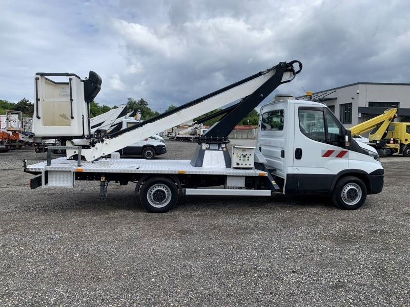 Iveco Daily Klubb KT48 - 16m, 200kg - Vrachtwagen hoogwerker: afbeelding 4 Iveco Daily Klubb KT48 - 16m, 200kg - Vrachtwagen hoogwerker: afbeelding 4