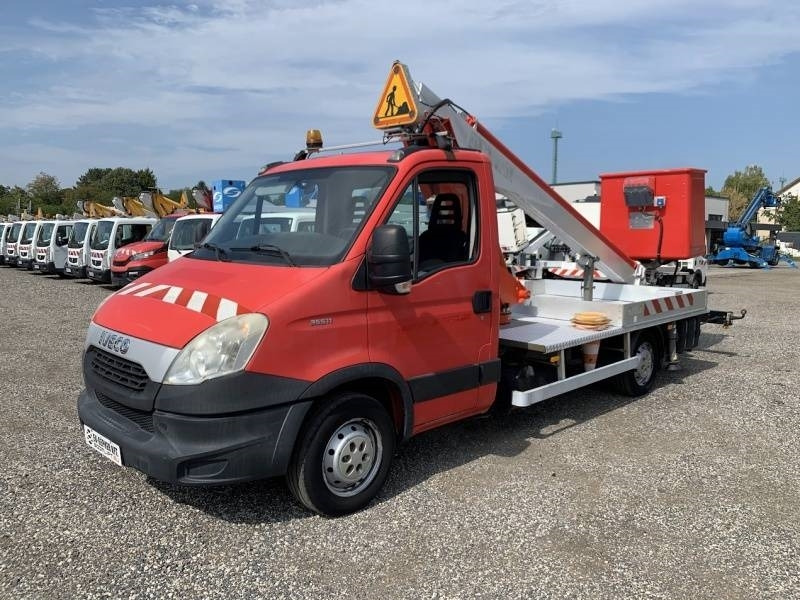 Iveco Daily Multitel 160 ALU DS - 16m - Vrachtwagen hoogwerker: afbeelding 2 Iveco Daily Multitel 160 ALU DS - 16m - Vrachtwagen hoogwerker: afbeelding 2
