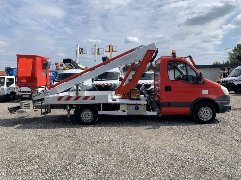 Iveco Daily Multitel 160 ALU DS - 16m - Vrachtwagen hoogwerker: afbeelding 4 Iveco Daily Multitel 160 ALU DS - 16m - Vrachtwagen hoogwerker: afbeelding 4