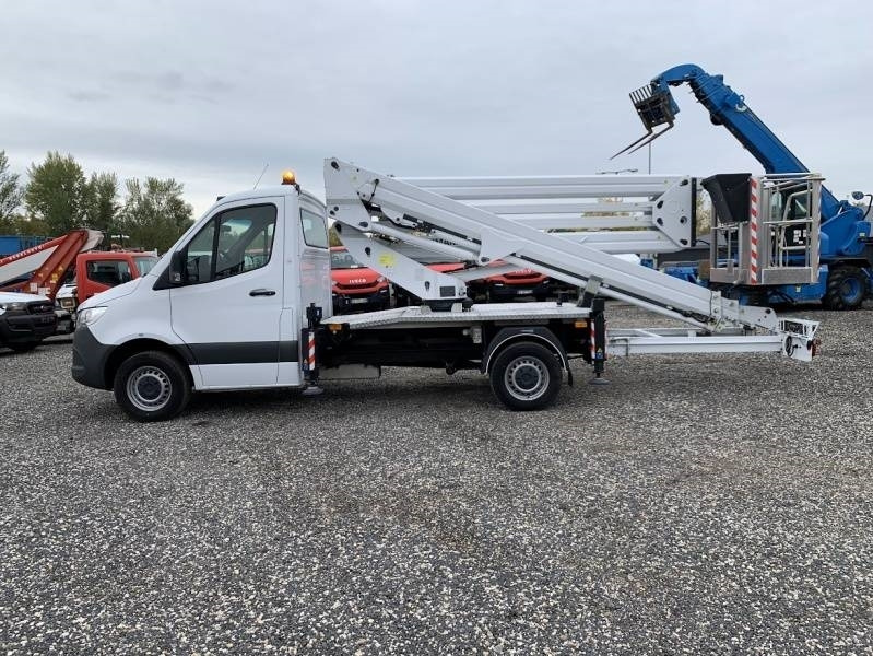 Mercedes-Benz Sprinter Ruthmann-Ecoline RS240 - 23,6m - 250 kg - Vrachtwagen hoogwerker: afbeelding 5 Mercedes-Benz Sprinter Ruthmann-Ecoline RS240 - 23,6m - 250 kg - Vrachtwagen hoogwerker: afbeelding 5