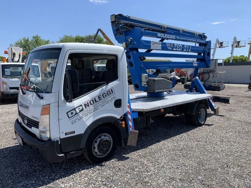 Nissan Cabstar CTE ZED 21 J - 21 m - 200 kg - Vrachtwagen hoogwerker: afbeelding 2 Nissan Cabstar CTE ZED 21 J - 21 m - 200 kg - Vrachtwagen hoogwerker: afbeelding 2