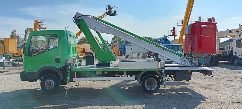 Nissan Cabstar Multitel 160 ALU DS - 16m - Vrachtwagen hoogwerker: afbeelding 5 Nissan Cabstar Multitel 160 ALU DS - 16m - Vrachtwagen hoogwerker: afbeelding 5