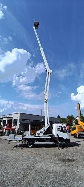 Vrachtwagen hoogwerker Nissan Cabstar Oil&Steel Snake 2413 Plus - 23,5m - 250 kg: afbeelding 9