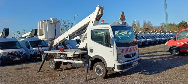 Renault Maxity Bizzocchi Autel 162 HP - 16,5m - Vrachtwagen hoogwerker: afbeelding 1 Renault Maxity Bizzocchi Autel 162 HP - 16,5m - Vrachtwagen hoogwerker: afbeelding 1