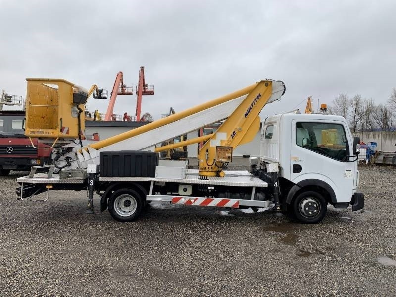 Renault Maxity Multitel MT202DS - 20m - 200 kg  - Vrachtwagen hoogwerker: afbeelding 4 Renault Maxity Multitel MT202DS - 20m - 200 kg  - Vrachtwagen hoogwerker: afbeelding 4