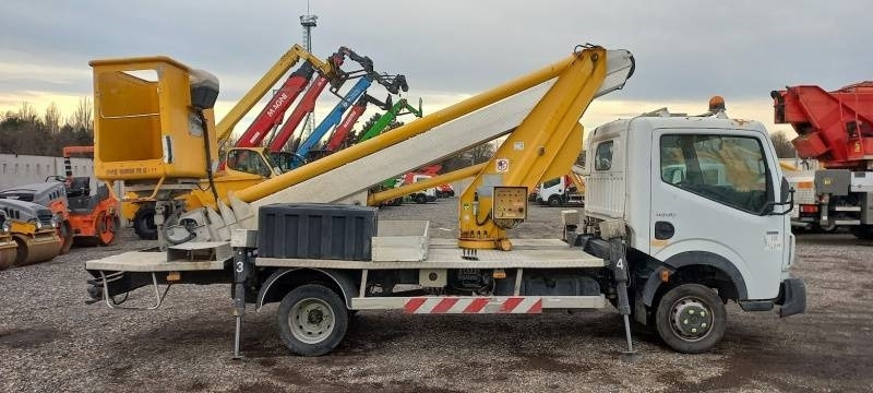 Renault Maxity Multitel MT202DS - 20m - 200 kg - Vrachtwagen hoogwerker: afbeelding 4 Renault Maxity Multitel MT202DS - 20m - 200 kg - Vrachtwagen hoogwerker: afbeelding 4