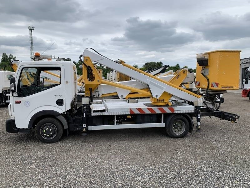 Renault Maxity Multitel MX170 - 17 m - Vrachtwagen hoogwerker: afbeelding 5 Renault Maxity Multitel MX170 - 17 m - Vrachtwagen hoogwerker: afbeelding 5