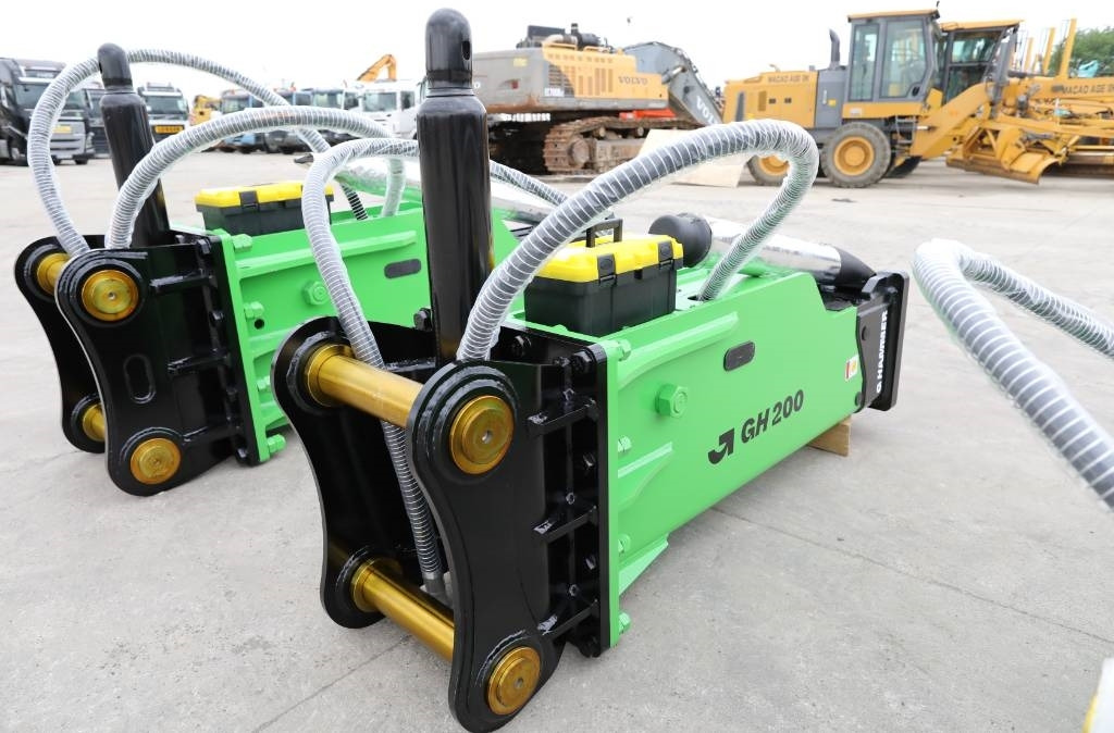 G HAMMER GH 200, POWER, NOT NOISE ! NEW 2025 MODEL - Hydraulische hamer voor Bouwmachine: afbeelding 2 G HAMMER GH 200, POWER, NOT NOISE ! NEW 2025 MODEL - Hydraulische hamer voor Bouwmachine: afbeelding 2