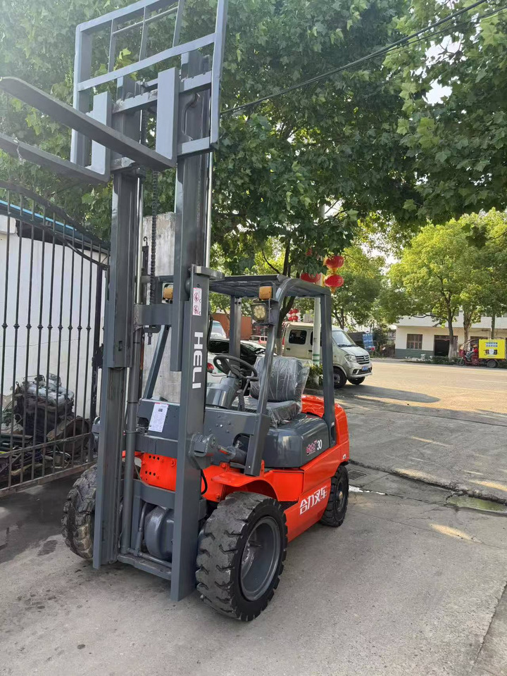 HELI 3tons - Heftruck: afbeelding 5 HELI 3tons - Heftruck: afbeelding 5