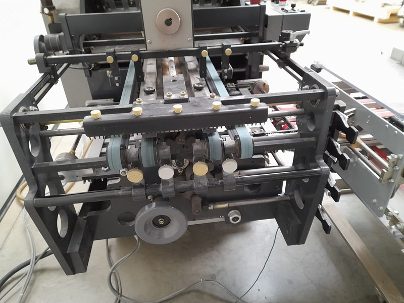 Vouwmachine Horizon AFC-504 AKT | folder | 4 | 2001: afbeelding 8 Vouwmachine Horizon AFC-504 AKT | folder | 4 | 2001: afbeelding 8