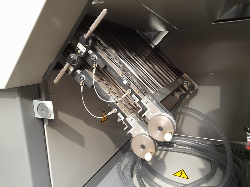 Horizon AFC-544 AKT | folder | 4 + knife + 2 | 2001 | 25 mio - Vouwmachine: afbeelding 5 Horizon AFC-544 AKT | folder | 4 + knife + 2 | 2001 | 25 mio - Vouwmachine: afbeelding 5