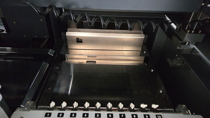 Horizon HT-30 C | 2012 | 4,7 Mio - Papiersnijmachine: afbeelding 3 Horizon HT-30 C | 2012 | 4,7 Mio - Papiersnijmachine: afbeelding 3