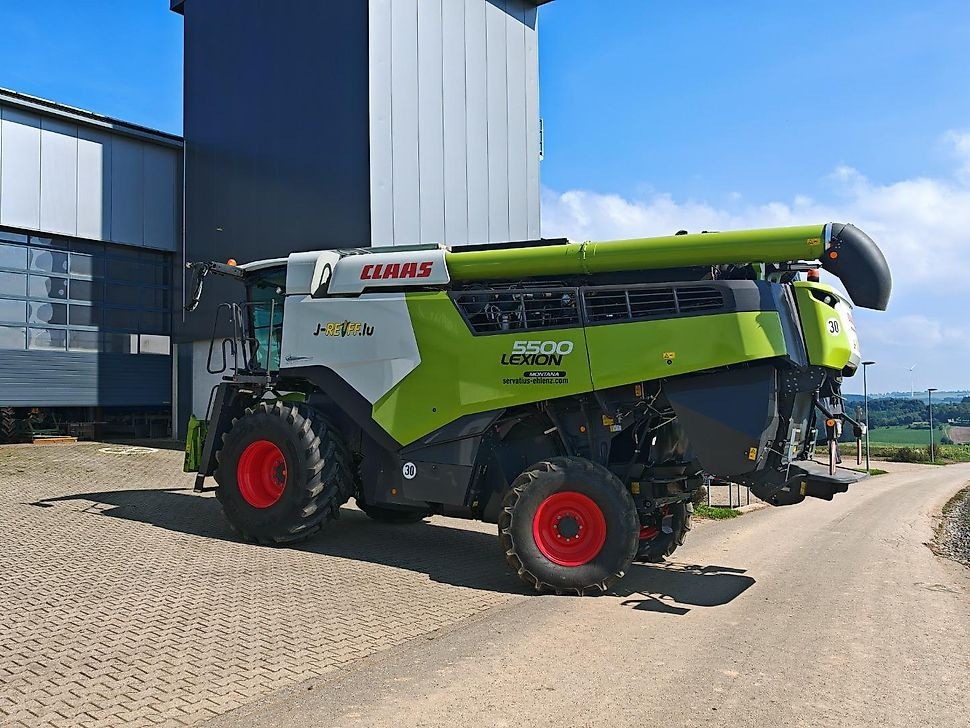 J.Reiff Sarl
Herr Stefan Neukirch - 77 Z.I in den - Maaidorser: afbeelding 5 J.Reiff Sarl
Herr Stefan Neukirch - 77 Z.I in den - Maaidorser: afbeelding 5