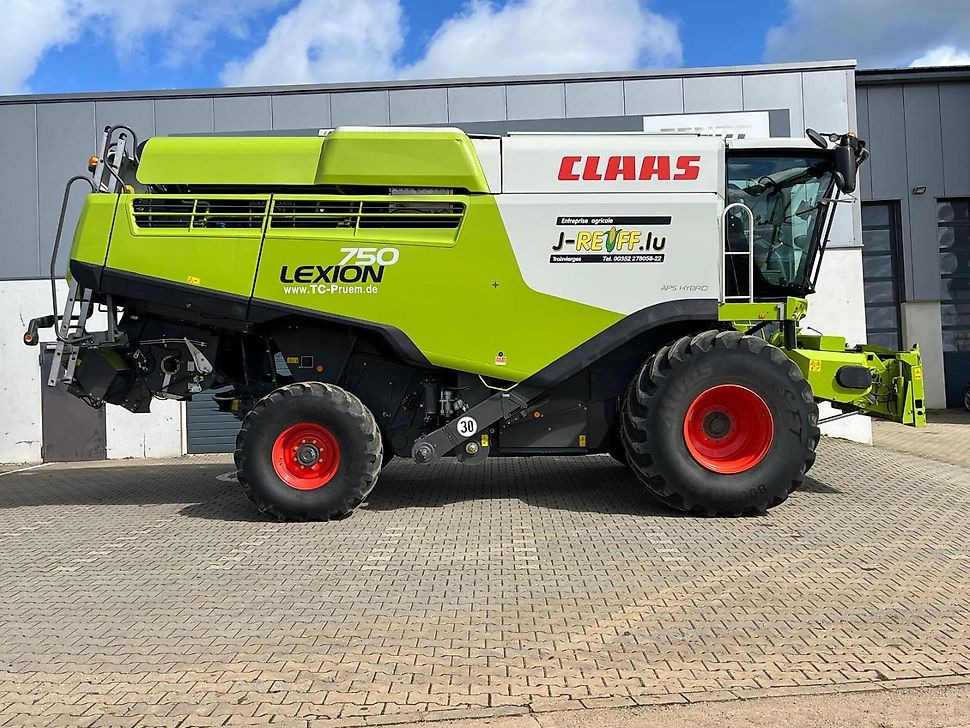 J.Reiff Sarl
Herr Stefan Neukirch - 77 Z.I in den - Maaidorser: afbeelding 5 J.Reiff Sarl
Herr Stefan Neukirch - 77 Z.I in den - Maaidorser: afbeelding 5