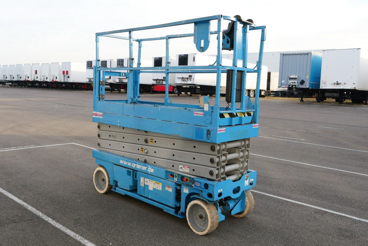 Genie SCHERENHEBEBÜHNE GENIE GS 2632 nur 542 H - Vrachtwagen hoogwerker: afbeelding 4 Genie SCHERENHEBEBÜHNE GENIE GS 2632 nur 542 H - Vrachtwagen hoogwerker: afbeelding 4