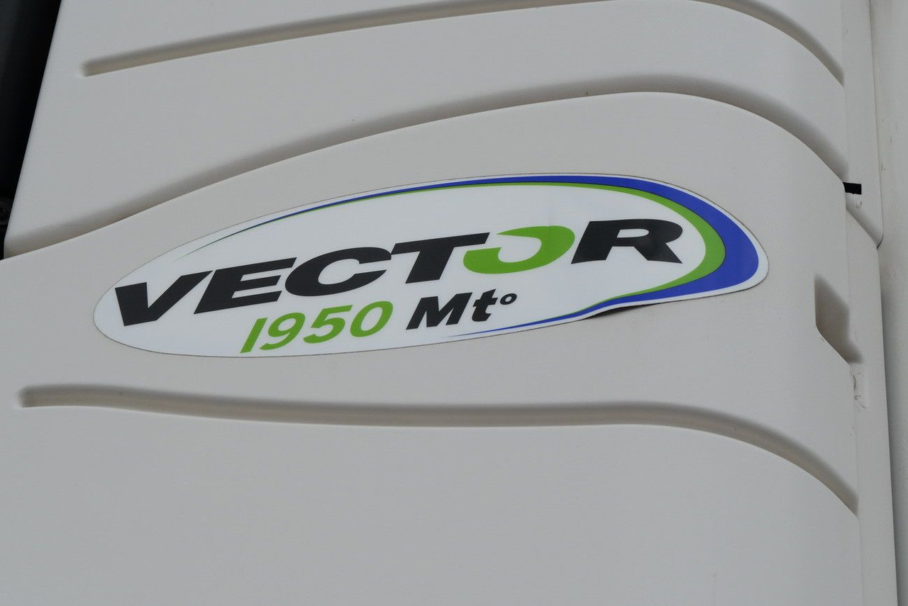 Schmitz Cargobull SKO 18 /BI TEMP / LBW BÄR / FP45 /VECTOR 1950 MT - Koelwagen oplegger: afbeelding 4 Schmitz Cargobull SKO 18 /BI TEMP / LBW BÄR / FP45 /VECTOR 1950 MT - Koelwagen oplegger: afbeelding 4