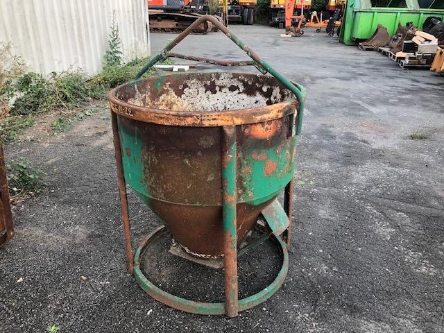 DIVERS ACCESSOIRES BTP GODET BENNE GODET PELLE /CAISSONS /ROUES /DIVERS - Aanbouwdeel voor Bouwmachine: afbeelding 5 DIVERS ACCESSOIRES BTP GODET BENNE GODET PELLE /CAISSONS /ROUES /DIVERS - Aanbouwdeel voor Bouwmachine: afbeelding 5