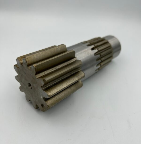 Wałek obrotu 010720A Bobcat E19 - Zwenkmotor voor Bouwmachine: afbeelding 1 Wałek obrotu 010720A Bobcat E19 - Zwenkmotor voor Bouwmachine: afbeelding 1