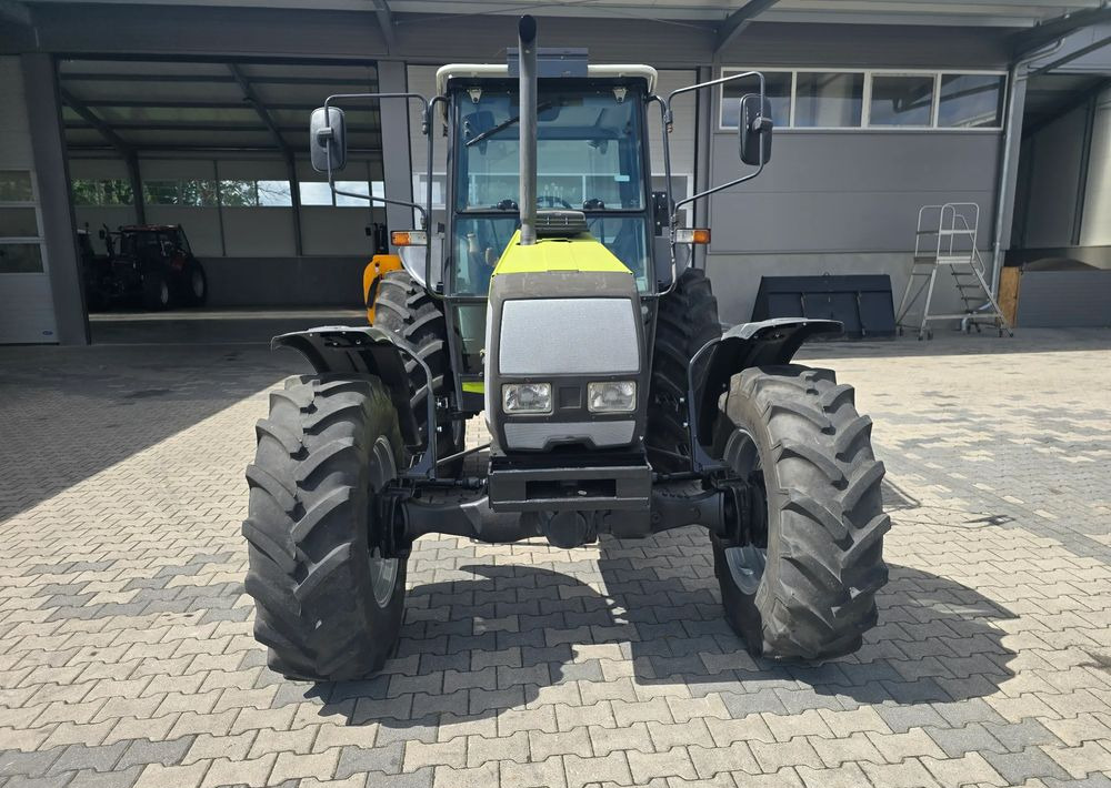 Valtra 800 - Tractor: afbeelding 3 Valtra 800 - Tractor: afbeelding 3