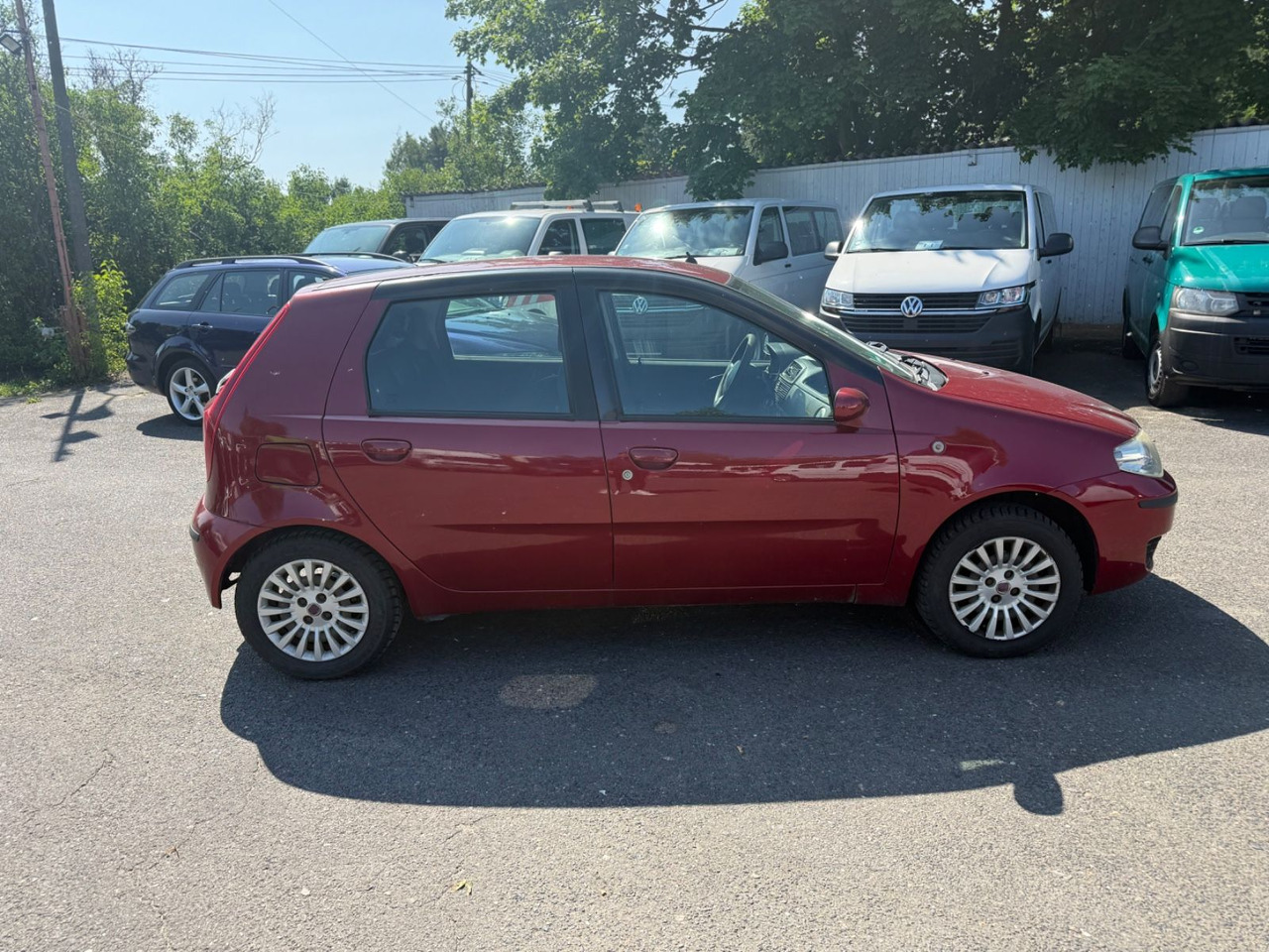 Fiat Punto Aktueller HU - Sedan: afbeelding 3 Fiat Punto Aktueller HU - Sedan: afbeelding 3