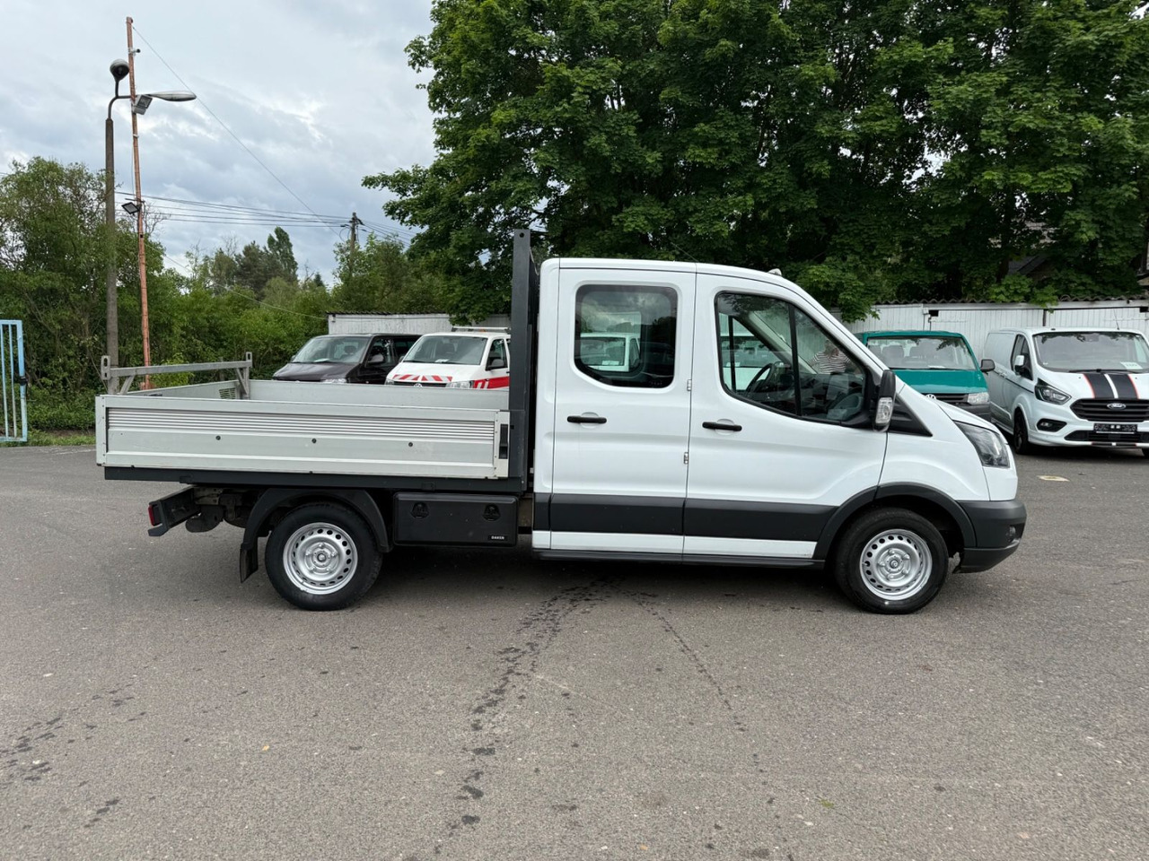 Ford Transit Pritsche 310 L2 Doppelkabine - Bestelwagen met open laadbak, Bestelwagen met dubbele cabine: afbeelding 3 Ford Transit Pritsche 310 L2 Doppelkabine - Bestelwagen met open laadbak, Bestelwagen met dubbele cabine: afbeelding 3