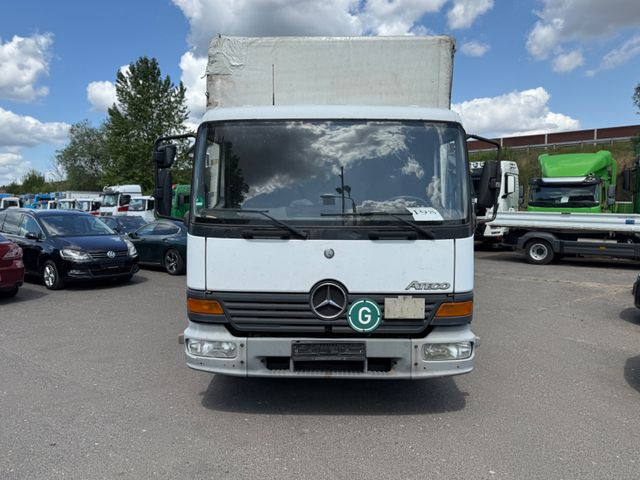 Mercedes-Benz Atego 817 - Schuifzeilen vrachtwagen: afbeelding 1 Mercedes-Benz Atego 817 - Schuifzeilen vrachtwagen: afbeelding 1