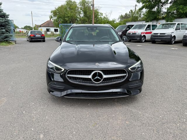 Mercedes-Benz C 220 T d - Stationwagen: afbeelding 1 Mercedes-Benz C 220 T d - Stationwagen: afbeelding 1