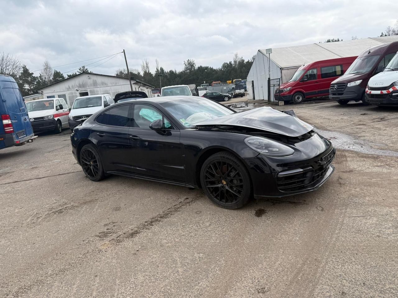 Porsche Panamera 4 S Diesel UNFALL!! - Personenwagen: afbeelding 1 Porsche Panamera 4 S Diesel UNFALL!! - Personenwagen: afbeelding 1