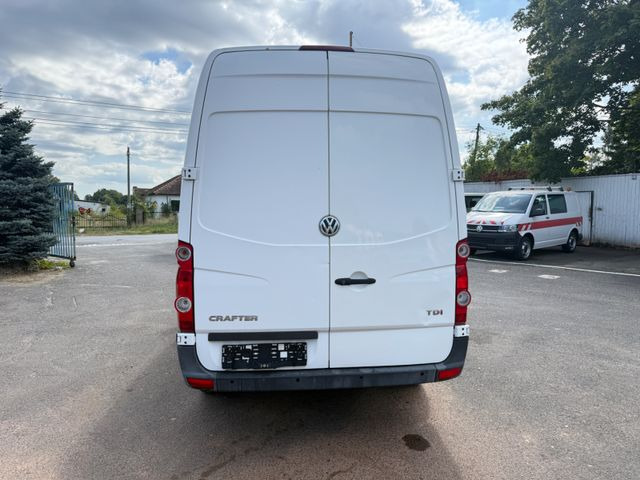 Volkswagen Crafter Kasten 35 mittel L2H2 Hochdach - Gesloten bestelwagen: afbeelding 4 Volkswagen Crafter Kasten 35 mittel L2H2 Hochdach - Gesloten bestelwagen: afbeelding 4