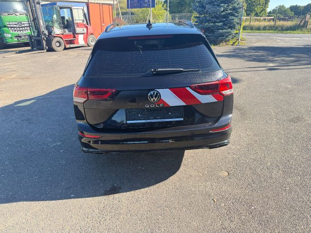 Volkswagen Golf VIII Variant R-Line Wasserschaden - Stationwagen: afbeelding 4 Volkswagen Golf VIII Variant R-Line Wasserschaden - Stationwagen: afbeelding 4