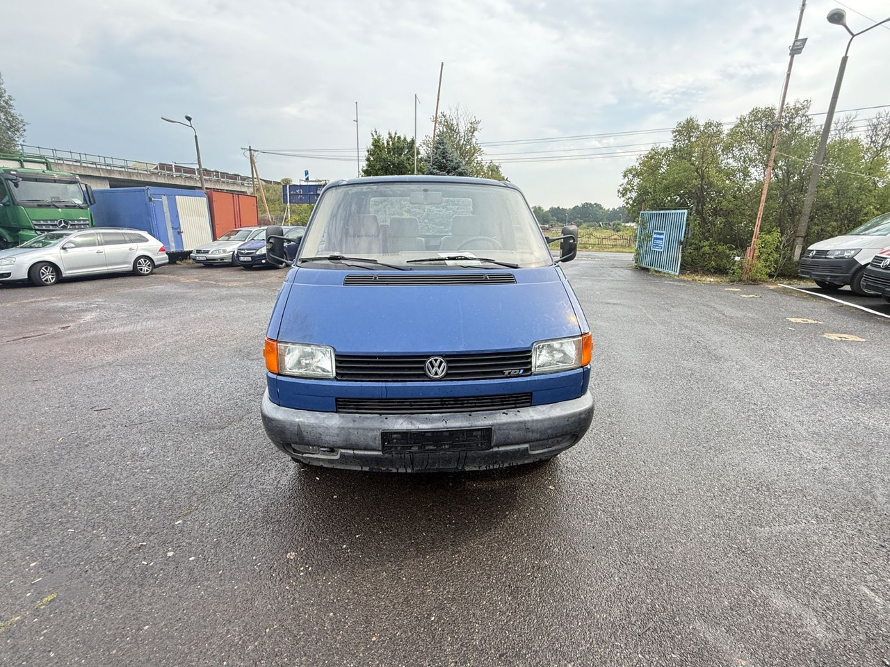 Volkswagen T4 2.5 TDI - Bestelwagen met open laadbak: afbeelding 1 Volkswagen T4 2.5 TDI - Bestelwagen met open laadbak: afbeelding 1