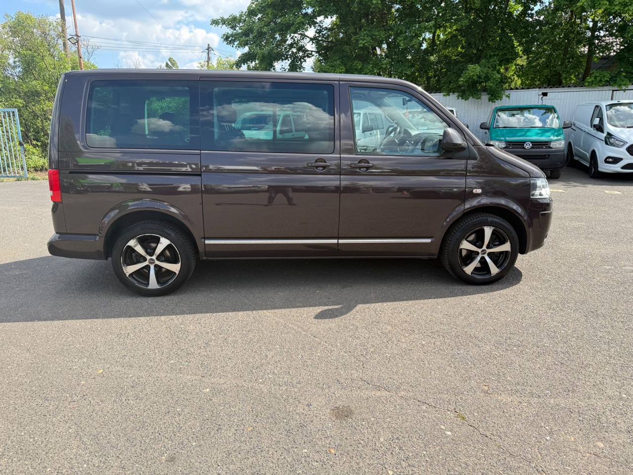 Volkswagen T5 Multivan Highline - Personenvervoer: afbeelding 5 Volkswagen T5 Multivan Highline - Personenvervoer: afbeelding 5