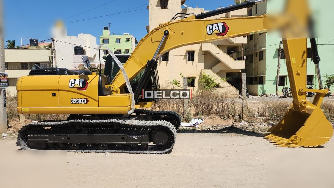CATERPILLAR 323D3 - Rupsgraafmachine: afbeelding 2 CATERPILLAR 323D3 - Rupsgraafmachine: afbeelding 2
