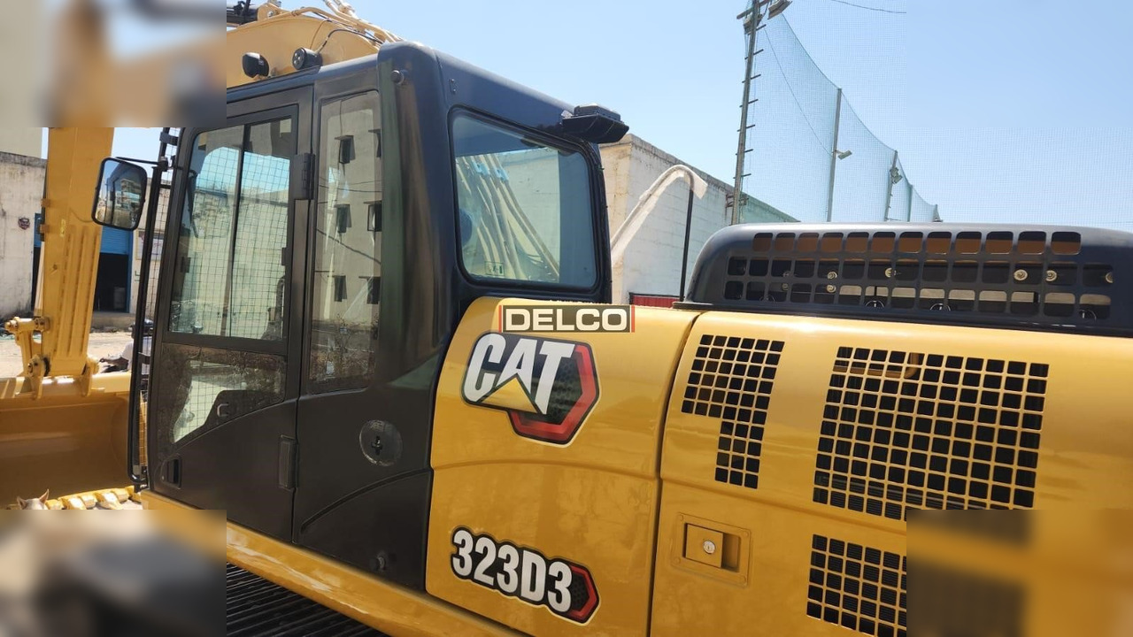 CATERPILLAR 323D3 - Rupsgraafmachine: afbeelding 5 CATERPILLAR 323D3 - Rupsgraafmachine: afbeelding 5