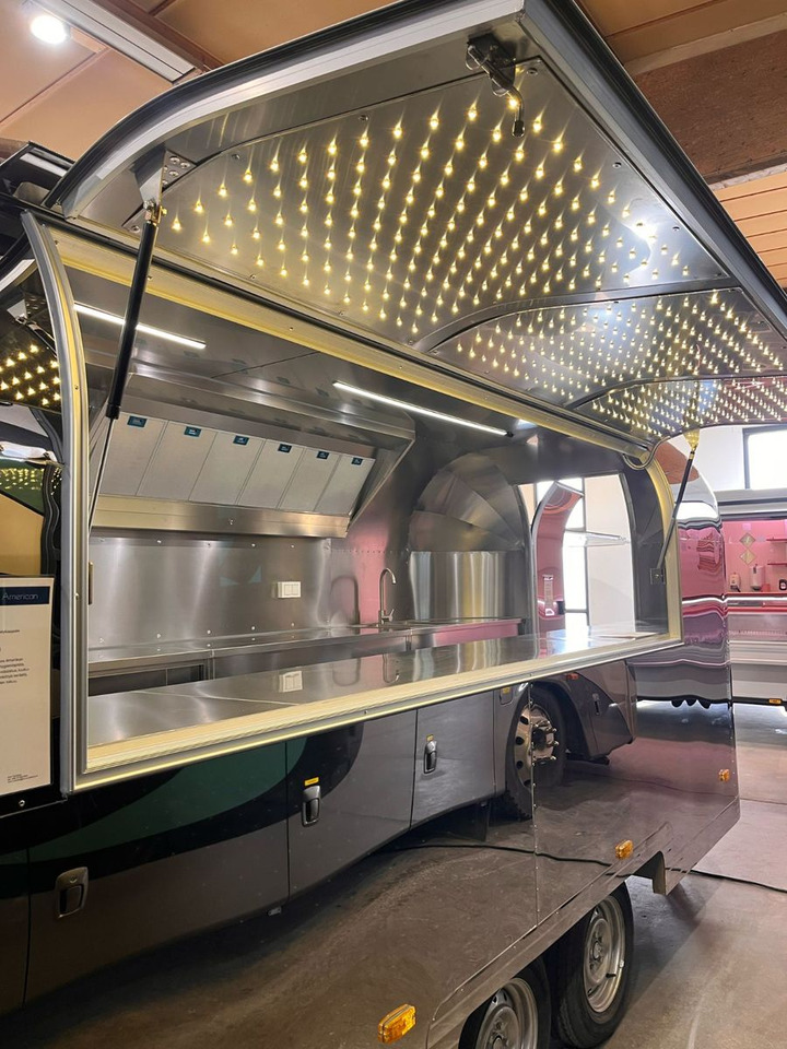 Esselmann Delistar Foodtruck 6000 ähn. Airstream - Verkoopwagen: afbeelding 5 Esselmann Delistar Foodtruck 6000 ähn. Airstream - Verkoopwagen: afbeelding 5