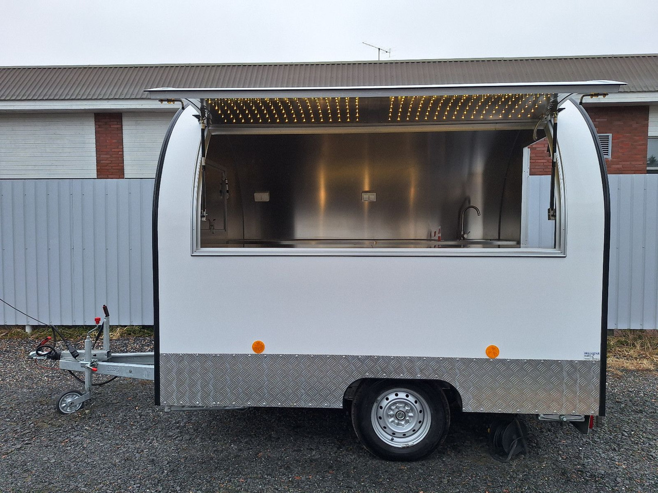 Esselmann EasyGo 280 - Verkoopwagen: afbeelding 1 Esselmann EasyGo 280 - Verkoopwagen: afbeelding 1
