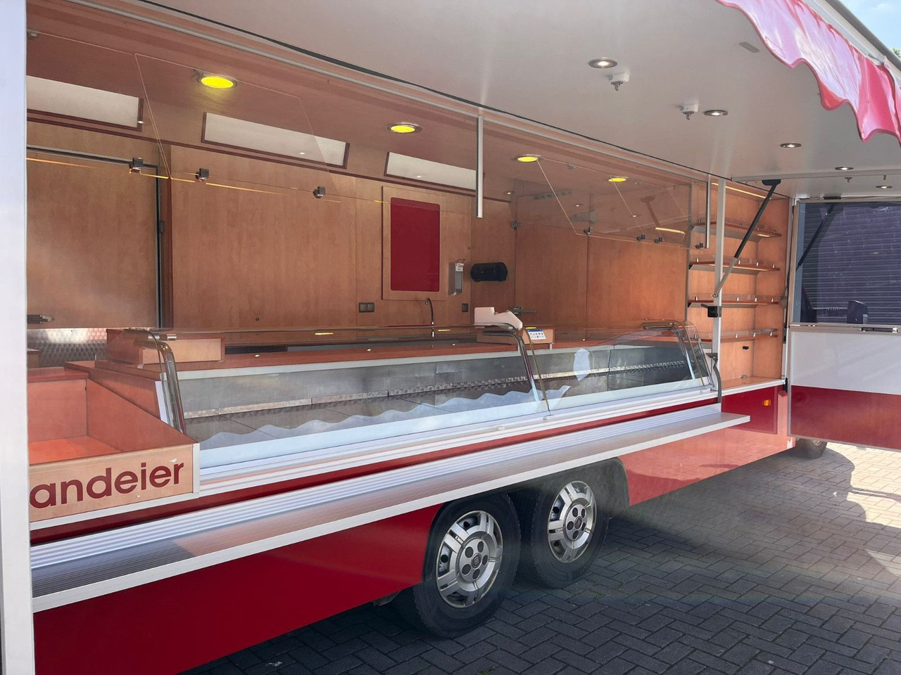 Fiat Borco Höhns Verkaufsmobil - Zelfrijdende verkoopwagen: afbeelding 4 Fiat Borco Höhns Verkaufsmobil - Zelfrijdende verkoopwagen: afbeelding 4