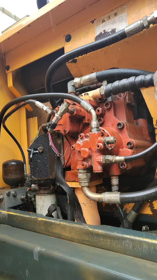 Hyundai 210 - Mobiele graafmachine: afbeelding 4 Hyundai 210 - Mobiele graafmachine: afbeelding 4