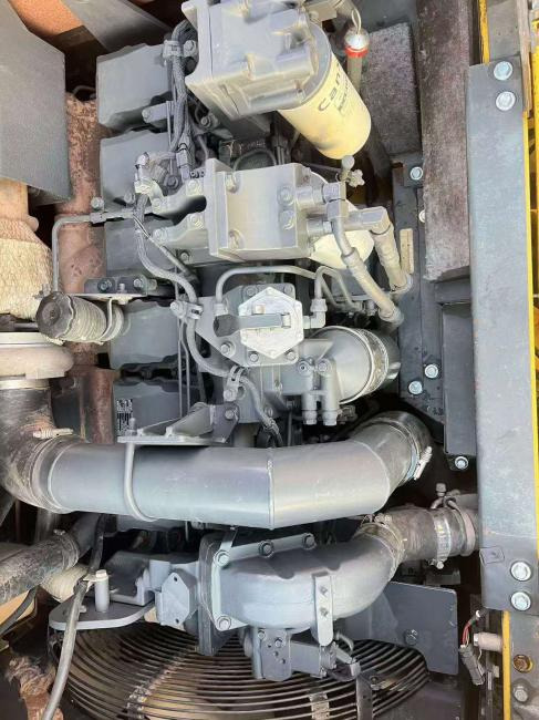 Komatsu PC450 - Rupsgraafmachine: afbeelding 4 Komatsu PC450 - Rupsgraafmachine: afbeelding 4