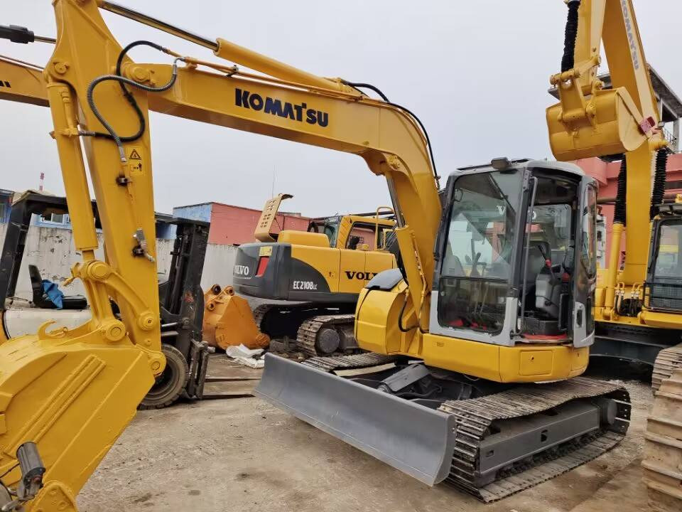 Komatsu PC78US - Minigraafmachine: afbeelding 1 Komatsu PC78US - Minigraafmachine: afbeelding 1