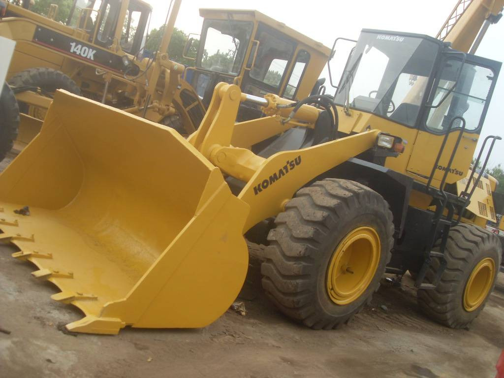 Komatsu WA 360 - Wiellader: afbeelding 1 Komatsu WA 360 - Wiellader: afbeelding 1