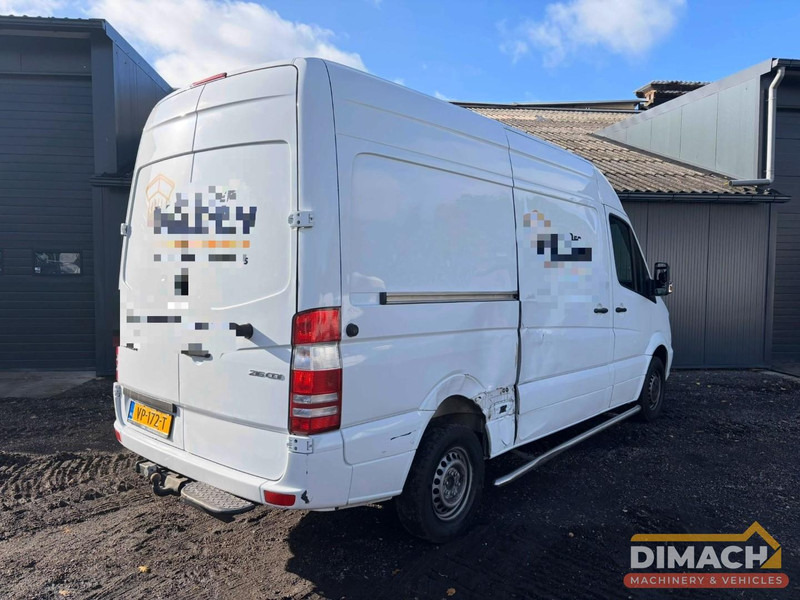 Mercedes-Benz Sprinter Sprinter 216 L2H2 trekhaak , accident - unfall - rechterkant flink plaatschade, technisch perfect - Kleine bestelwagen: afbeelding 2 Mercedes-Benz Sprinter Sprinter 216 L2H2 trekhaak , accident - unfall - rechterkant flink plaatschade, technisch perfect - Kleine bestelwagen: afbeelding 2