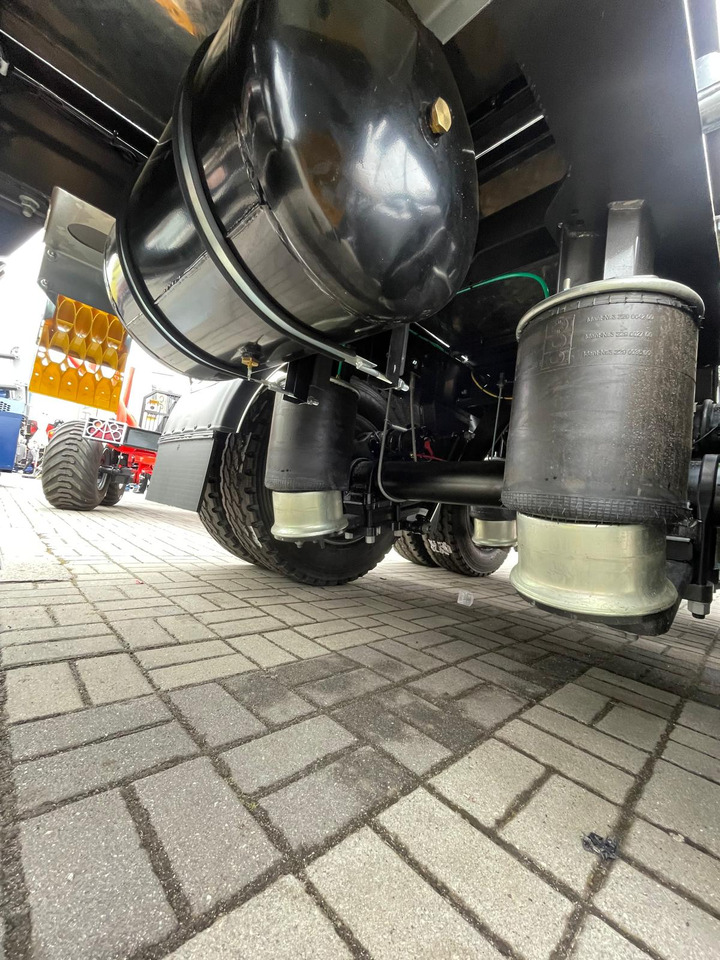 Hydrofast Przyczepa tandem od przewozu drewna na stanie / Timber tandem trailer in stock /Tandem-Anhänger aus Holz/ - Hout aanhanger: afbeelding 5 Hydrofast Przyczepa tandem od przewozu drewna na stanie / Timber tandem trailer in stock /Tandem-Anhänger aus Holz/ - Hout aanhanger: afbeelding 5